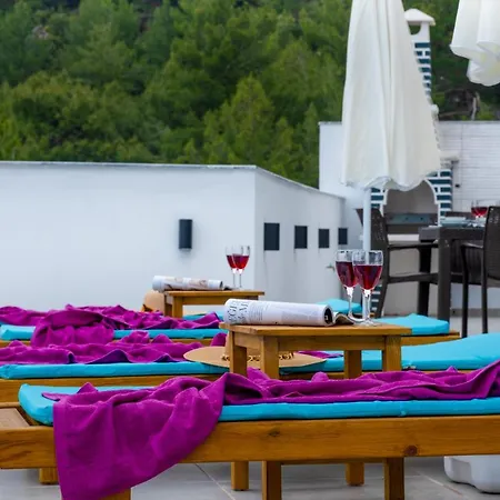 Carpediem Islamlar Hotel *